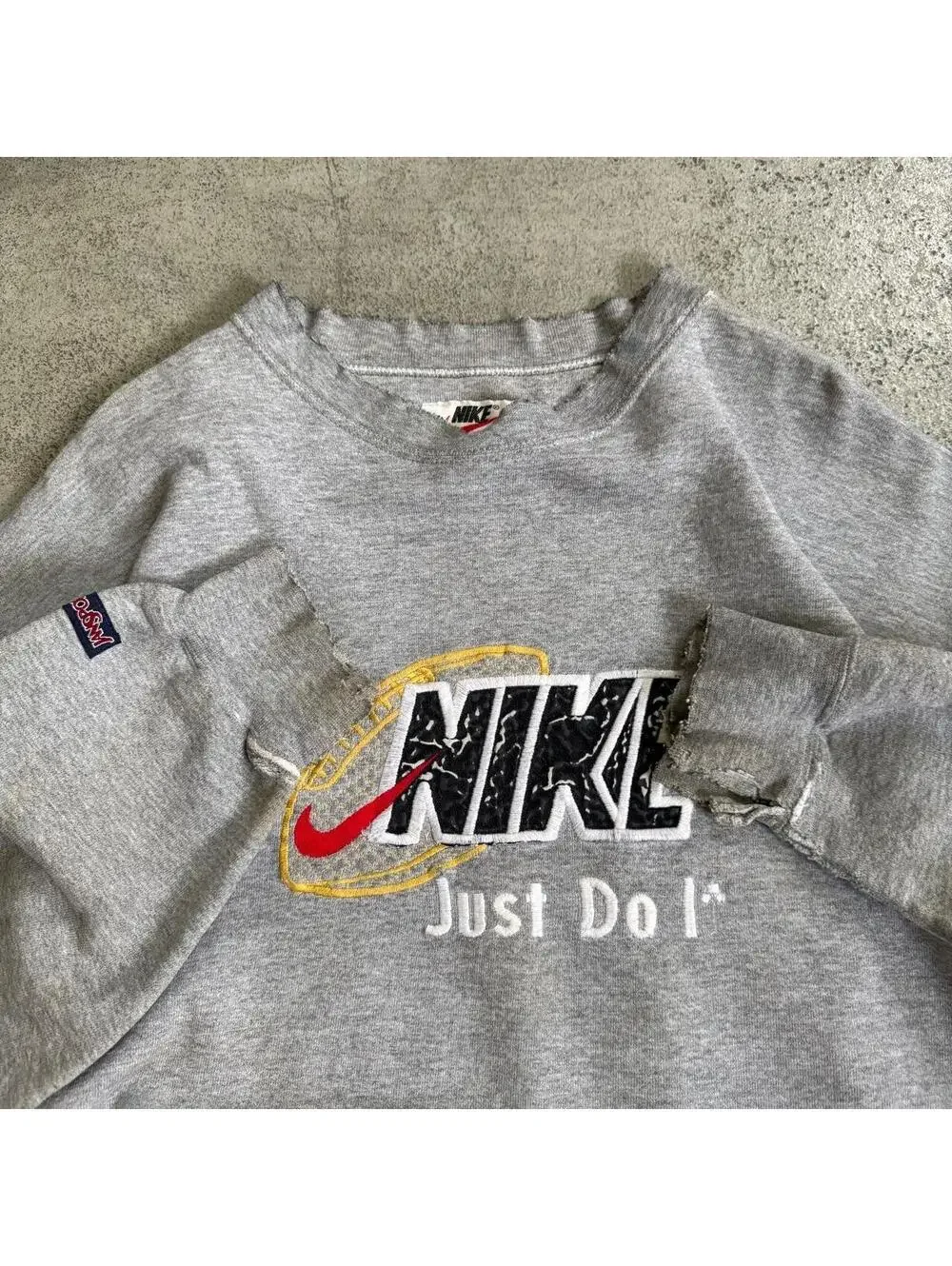 Vintage 90s Nike Embroidered Logo Grey Distressed Crewneck Sweatshirt